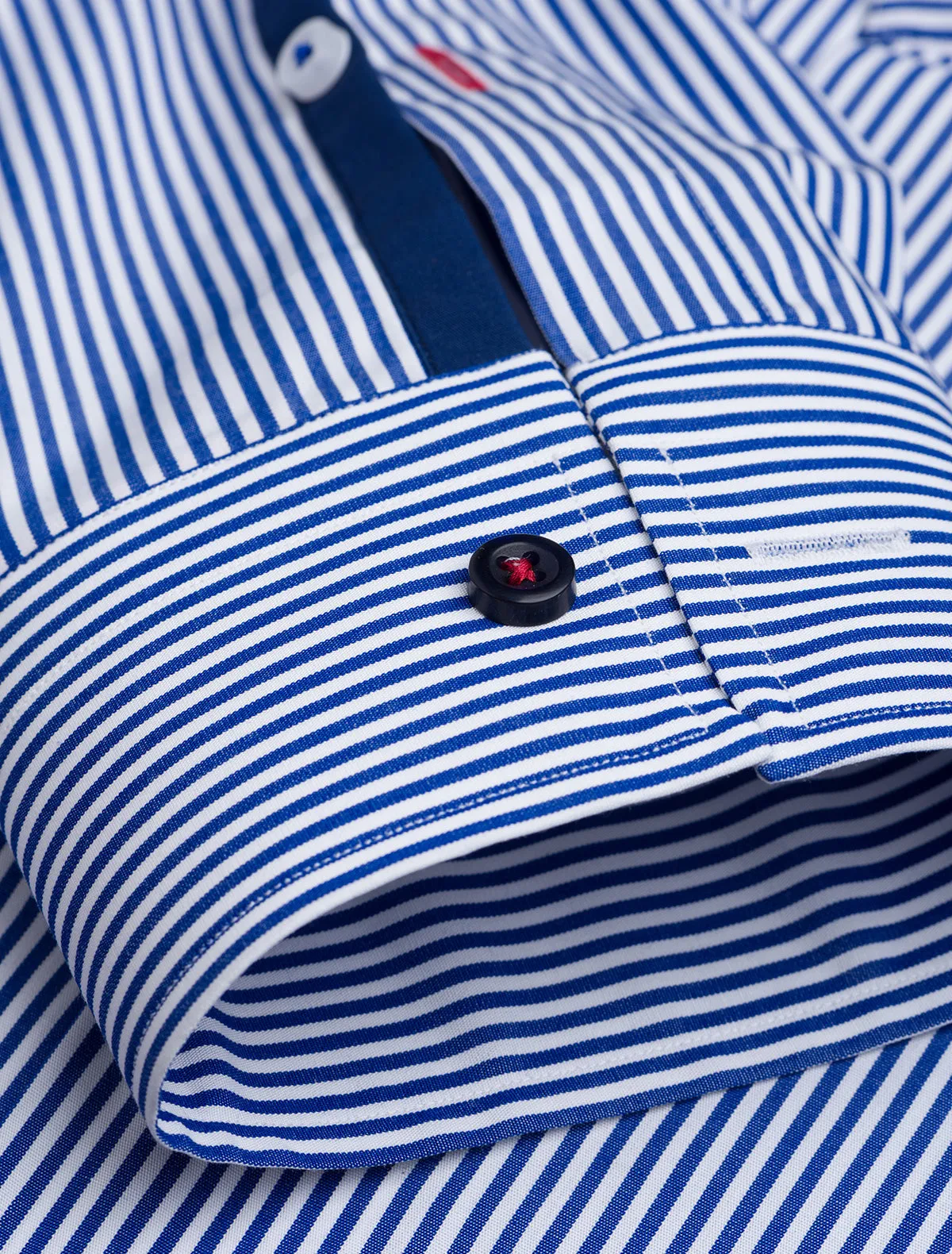 CLASSIC BLUE-STIRPED SHIRT