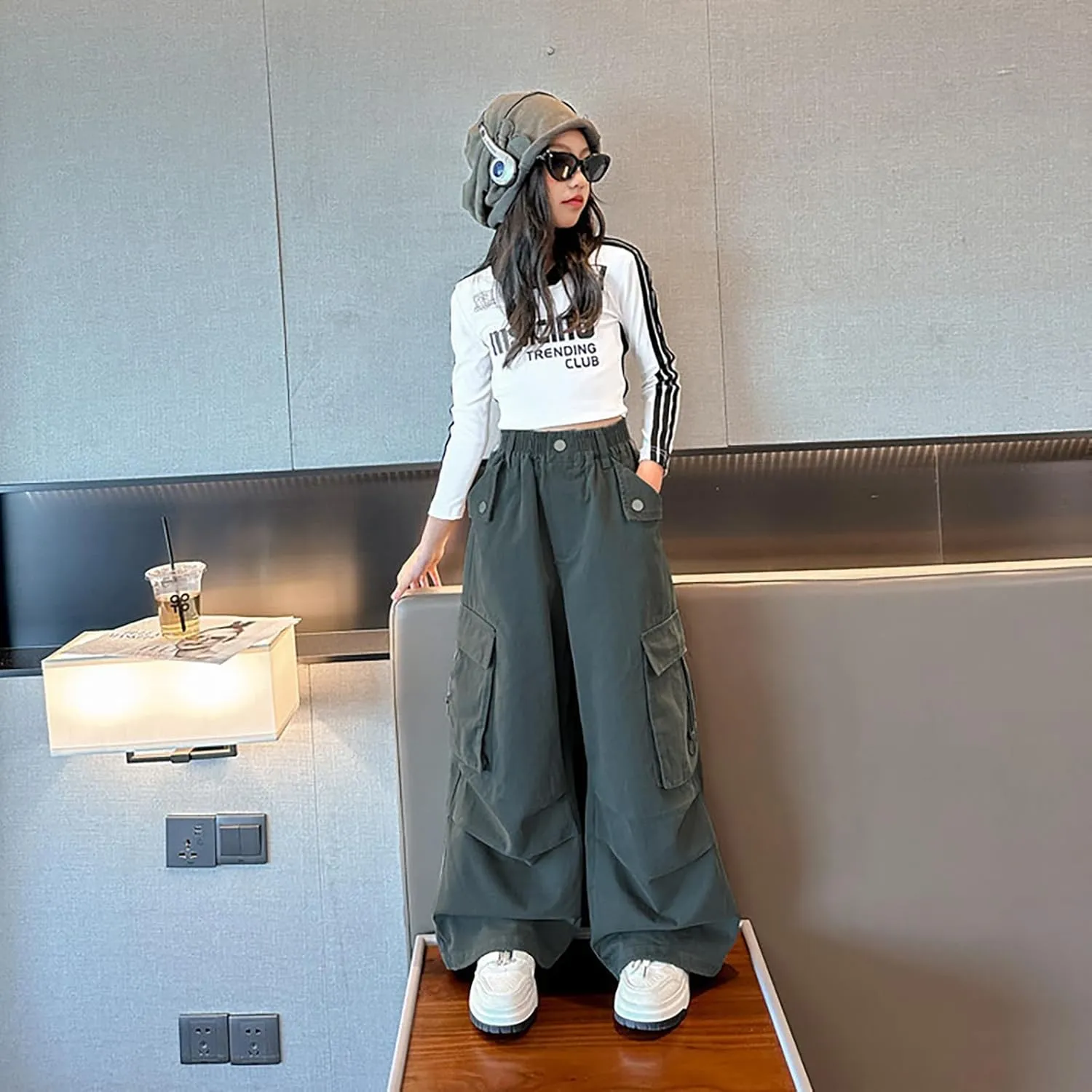 Girls Baggy Cargo Pants Lightweight Wide Leg Drawstring Elastic Waist Loose Fit School Hiking Trousers with Pockets