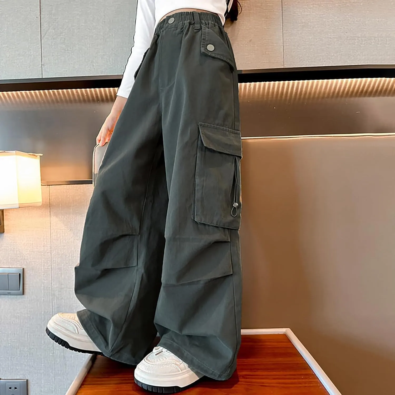Girls Baggy Cargo Pants Lightweight Wide Leg Drawstring Elastic Waist Loose Fit School Hiking Trousers with Pockets