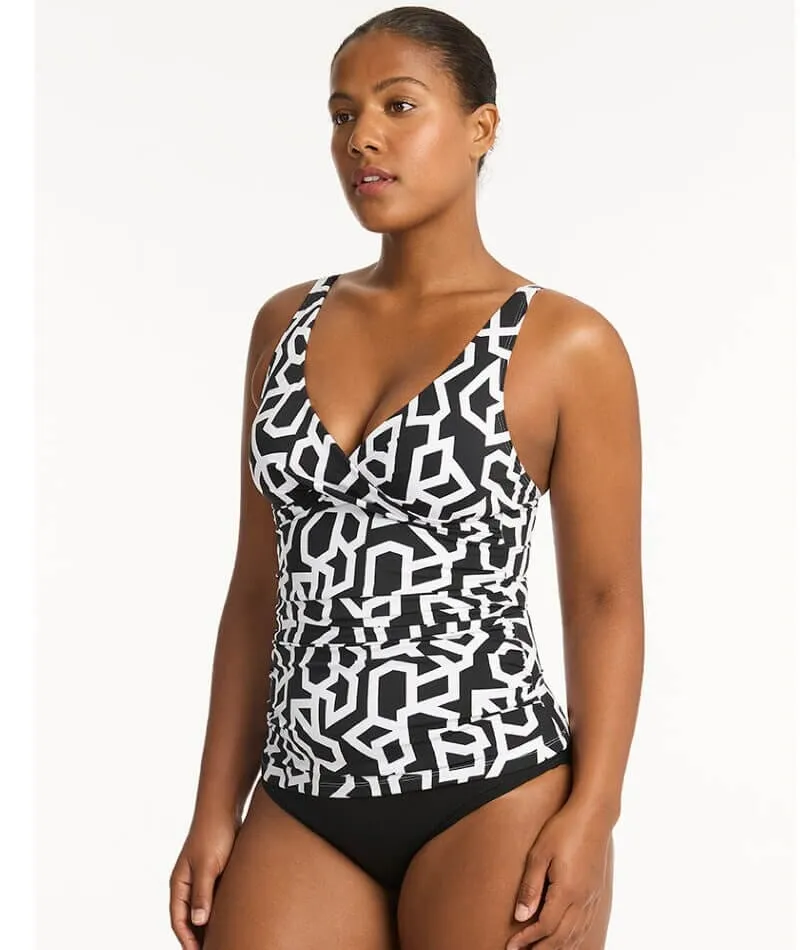 Sea Level Deco Cross Front A to DD Cup Singlet Top - Black