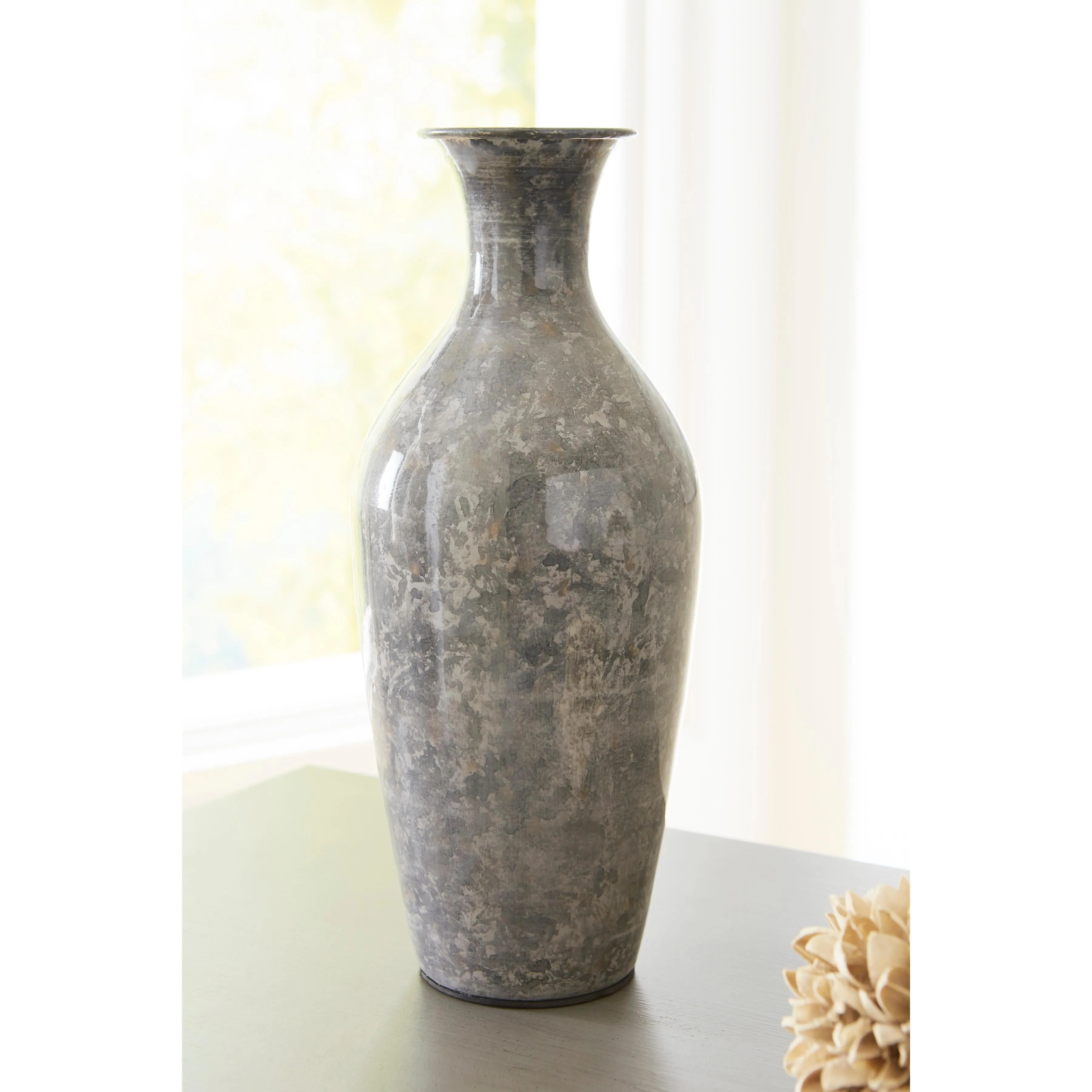Signature Design by Ashley Brockwich A2000587 Vase