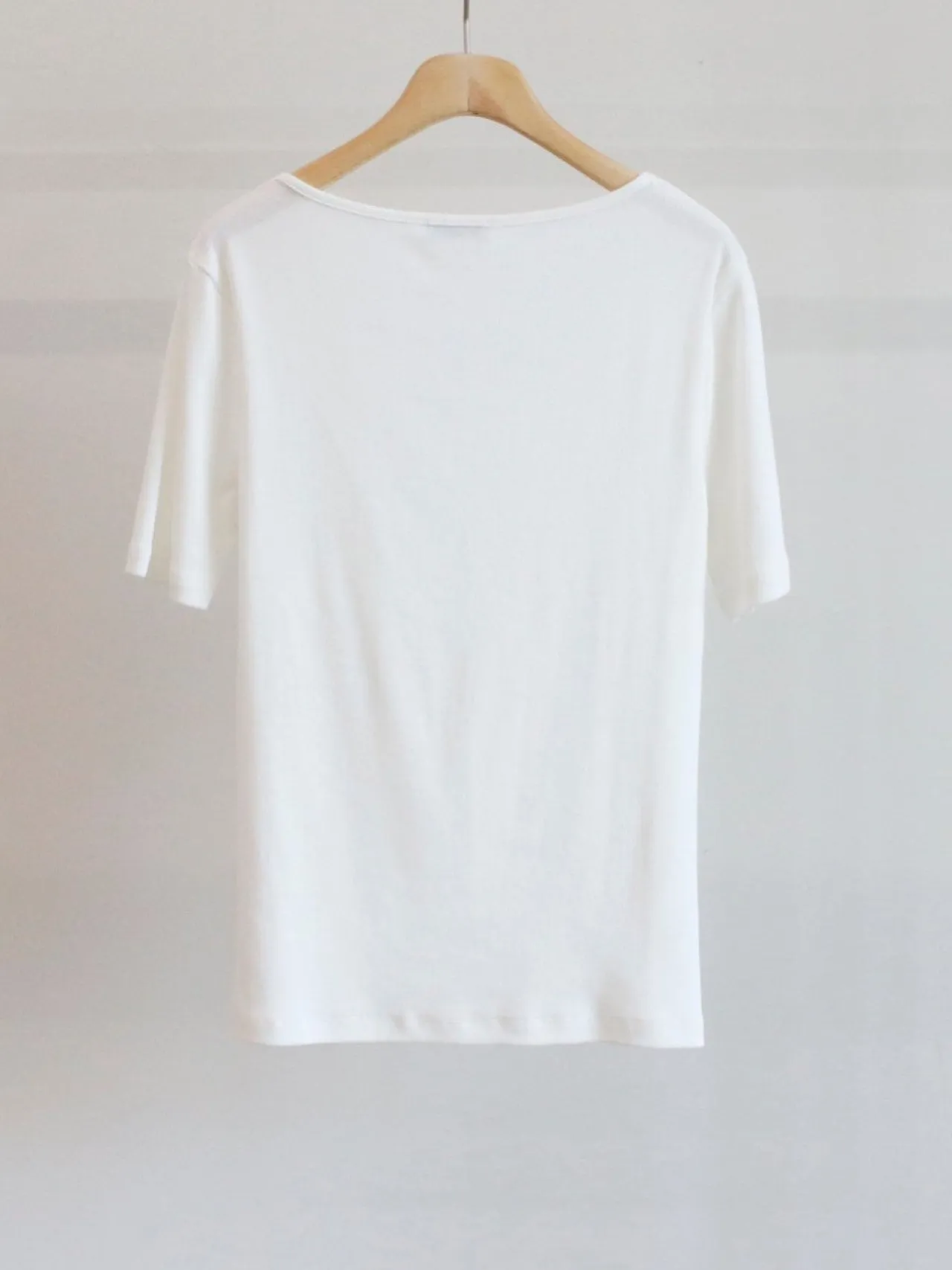 U NECK RIBBED T-SHIRT